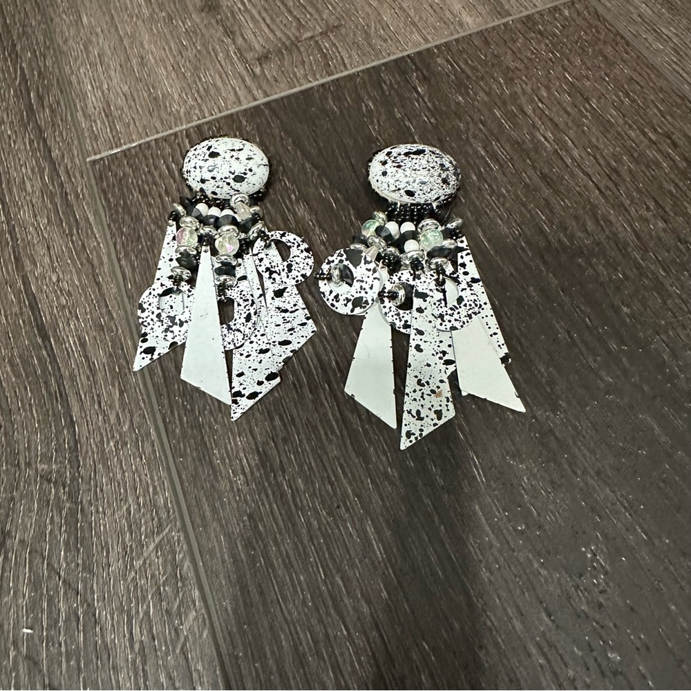 Vintage 80’s Black and White Paint Splatter Statement Earrings,rocker,3”,retro